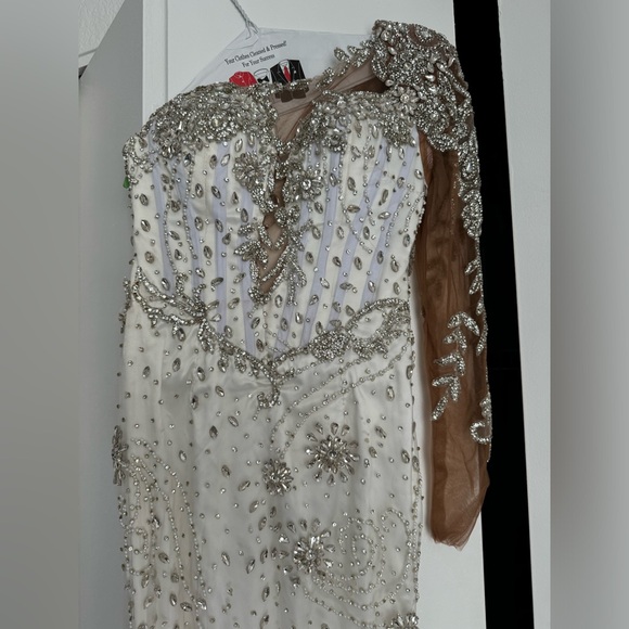 Custom Made Wedding Reception Dress. Great for Proms, Weddings, Events, Etc - Picture 3 of 11